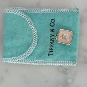 Tiffany & Co shopping bag charm